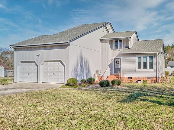 3rd image of 30445 Martin Dr