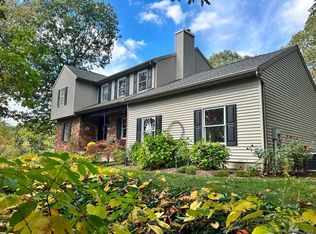 29 Saddle Rd, Wolcott, CT 06716