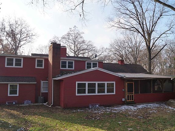 3rd image of 1914 Aspin Dr