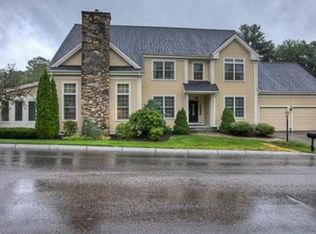 27 Tournament Way, Sutton, MA 01590