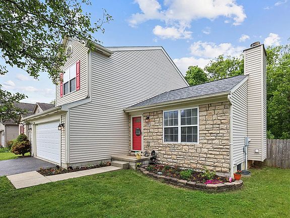 3rd image of 2093 Winding Hollow Dr