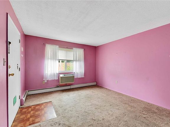 5th image of 22004 River Oaks Dr #17