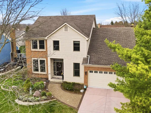 718 Westray Dr, Westerville, OH 43081