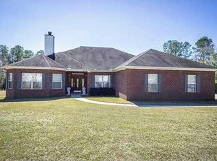 8125 Meadowdale Dr, Gautier, MS 39553