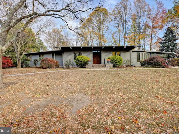 112 Pine Valley Rd, Dover, DE 19904