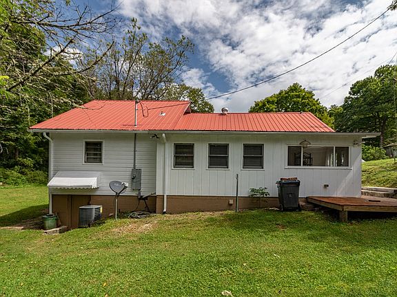 4th image of 79 Fortner Dr