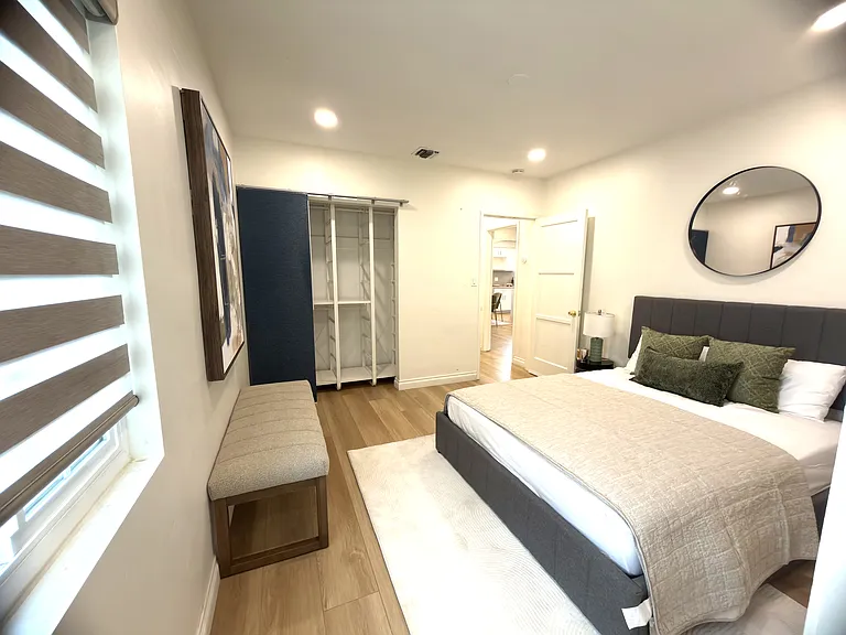 6718 N Golden West Ave — Photo 13