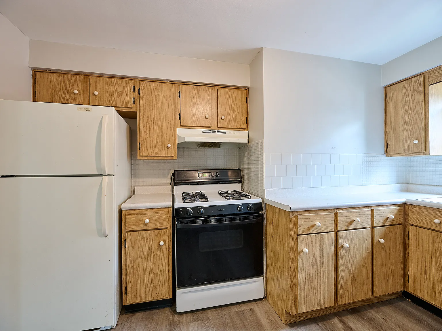 2 bed, 988 sqft, $1,055 — Photo 4
