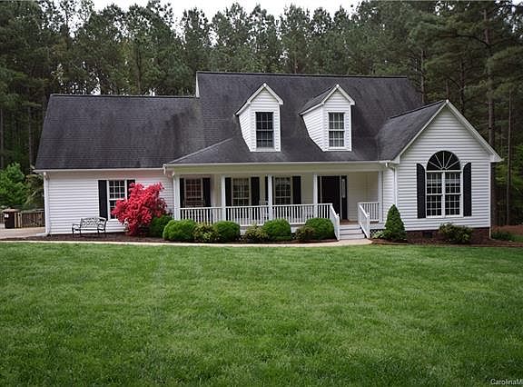 2nd image of 137 Pine Valley Dr