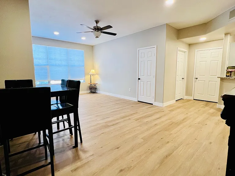 8555 W Russell Rd #1002 — Photo 5