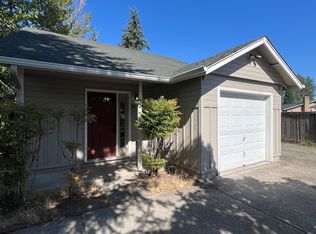 676 Hanover St, Eugene, OR 97402