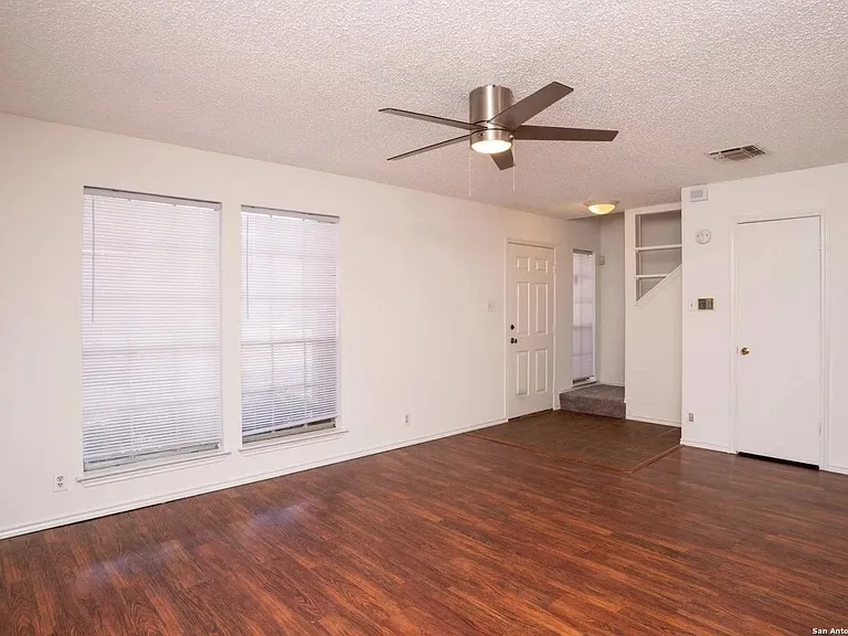 9140 Timber Path #4003 — Photo 3