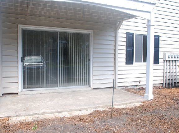 2nd image of 850 Mallery St #3W