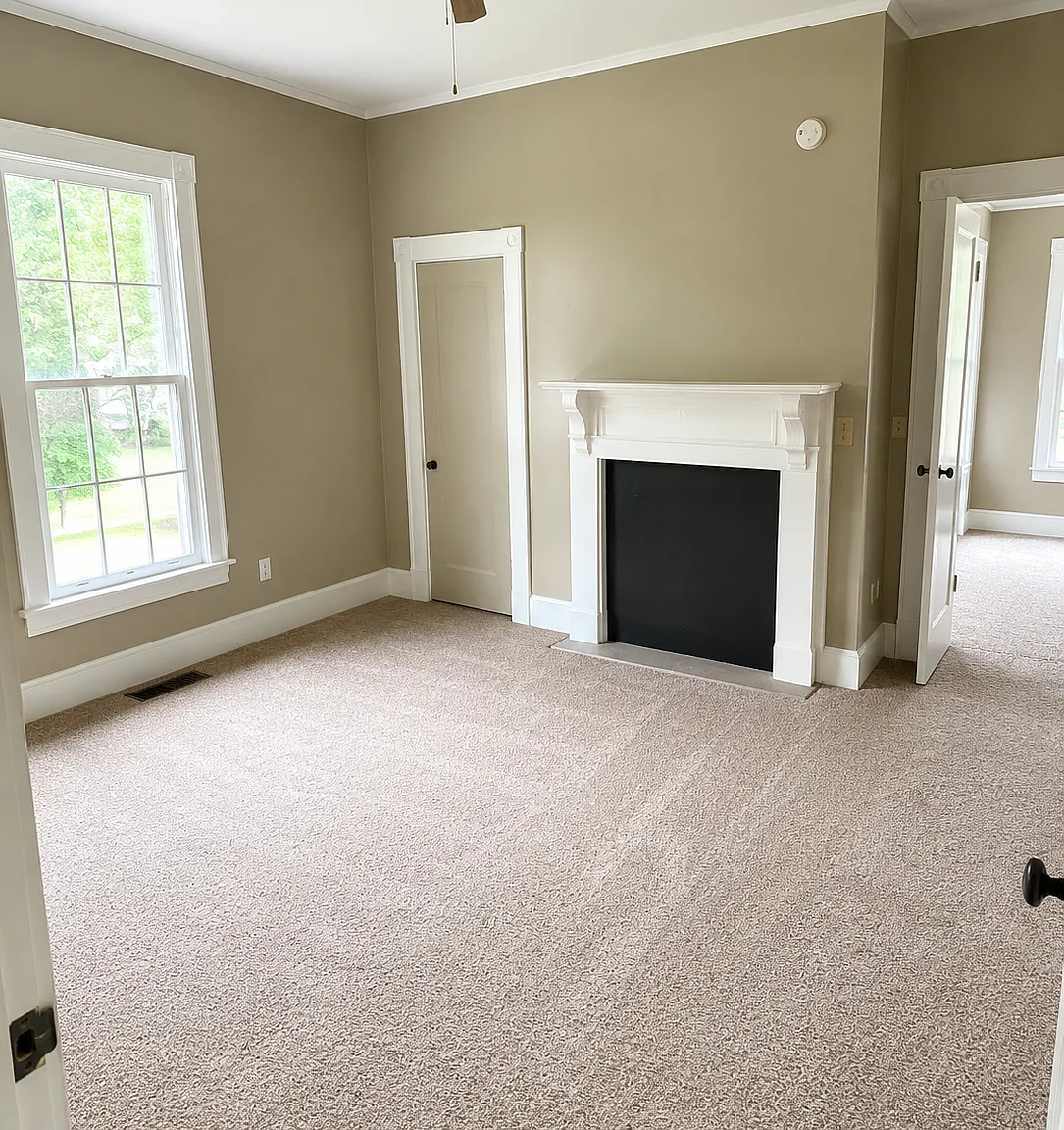 3 bed, 1.0 bath, 1770 sqft, $1,205 — Photo 3