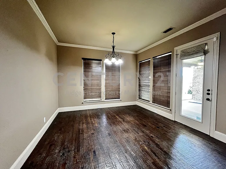 423 San Gabriel Dr — Photo 5