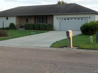 112 Chestnut Rd, Pleasant Plains, IL 62677