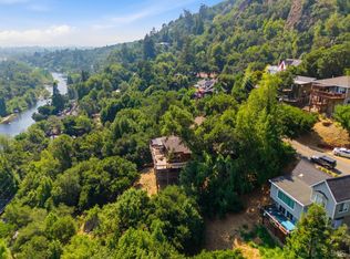 2031 Madrone Avenue, Healdsburg, CA 95448