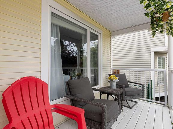 3rd image of 130 Tuscany Valley Dr NW