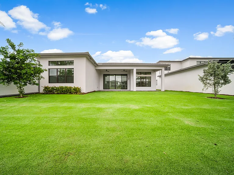 20262 Rosewood Garden Way — Photo 51