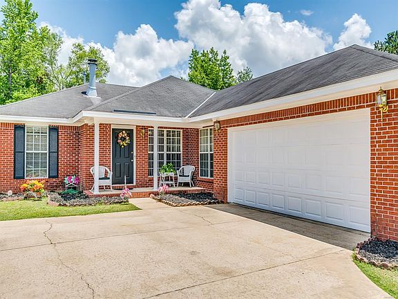 3rd image of 1338 Karen Valley Pl