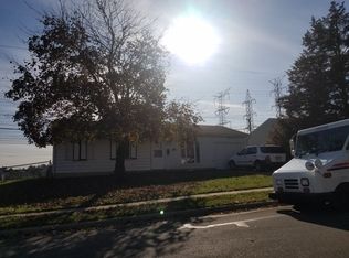 301 Hamrick Ave, Romeoville, IL 60446