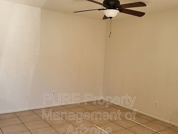 3rd image of 13021 N 21st Pl APT 2
