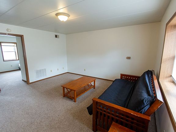 5th image of 327 Willey St #403
