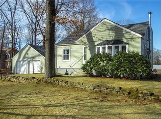 23 Lake Rd, Enfield, CT 06082