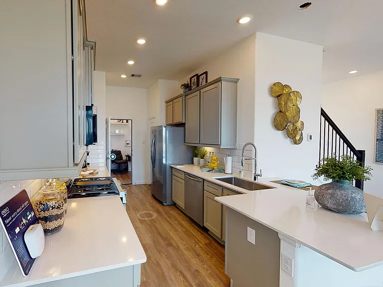 4135 Balboa Dr — Photo 8