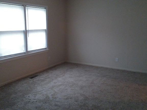 Living room 12 X 18