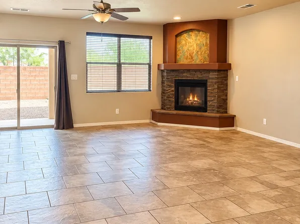 5247 Via Del Cielo, Santa Fe, NM 87507