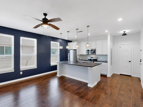 800 S Welch St, Denton, TX