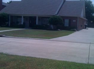 4215 Kingswood Blvd, Lake Charles, LA 70605