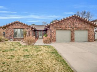 2011 W 35th St, Kearney, NE 68845