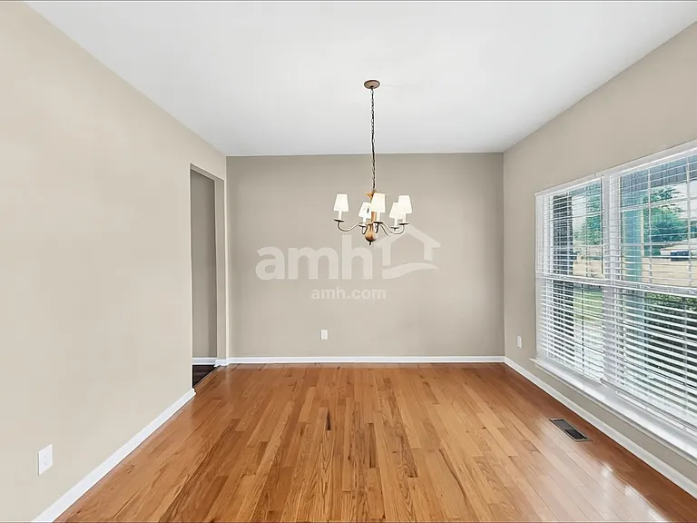 114 Cabin Branch Cir — Photo 6
