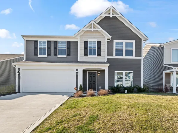4853 Amber Crossing Dr, Columbus, OH 43232