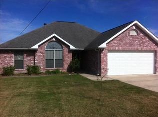 311 South St, Paradis, LA 70080