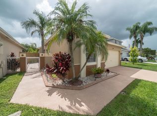 304 S Ketch Dr, Sunrise, FL 33326