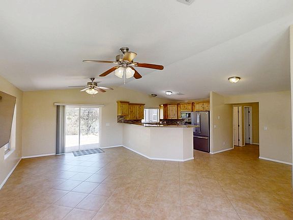 4th image of 2536 N Kimberly Dr
