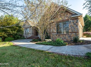 11177 Hughlan Dr, Knoxville, TN 37934