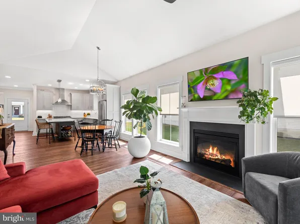 16468 Four Leaf Dr, Lewes, DE 19958