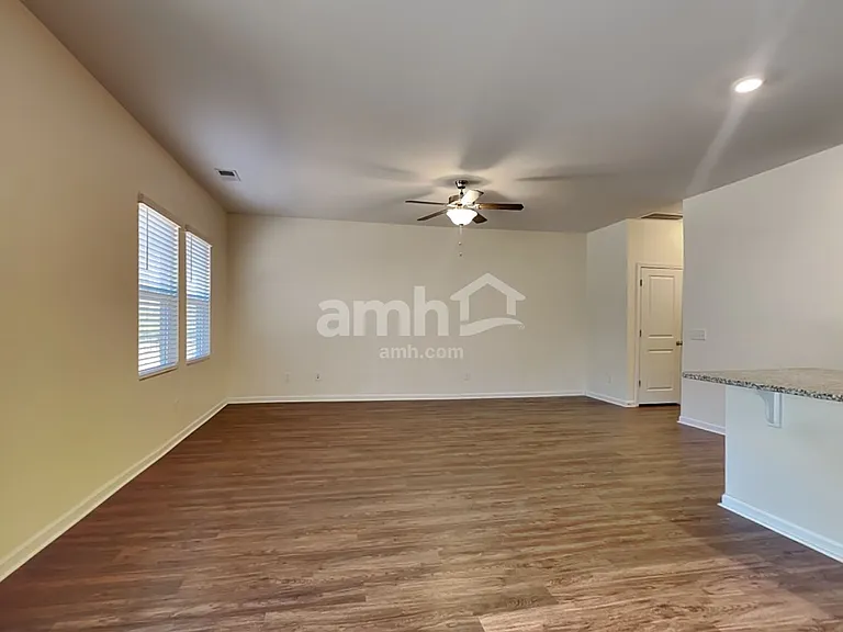 178 Orion Way — Photo 5
