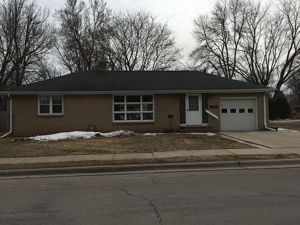 1st image of 1269 Langlade Ave