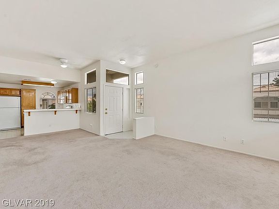 5th image of 3125 N Buffalo Dr Unit 2096