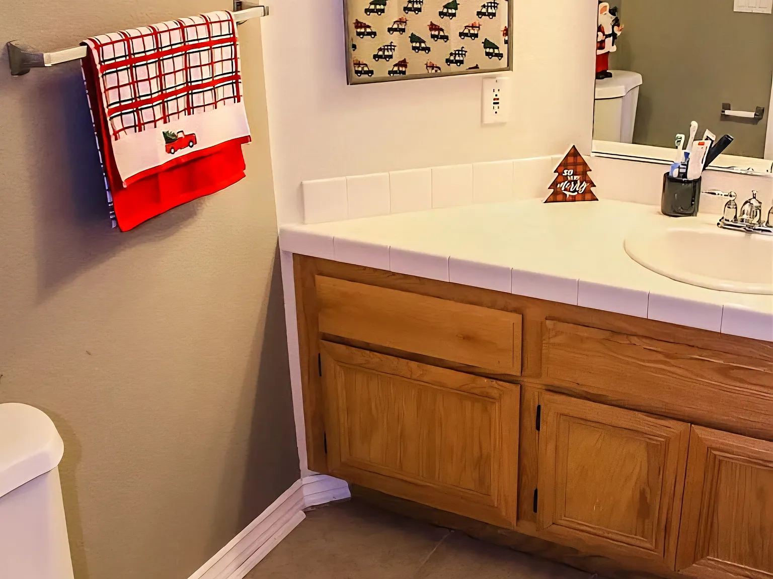 1 bed, 3200 sqft, $750 — Photo 3