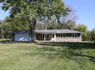 N2382 Maloney Rd, Kaukauna, WI 54130