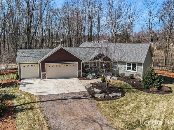 7330 Tyler St, Hudsonville, MI 49426