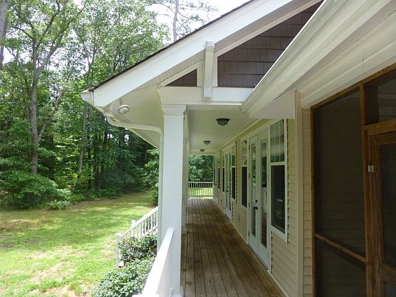 5th image of 190 Woods Cove Ln