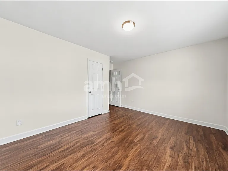 921 Sundance Dr — Photo 17