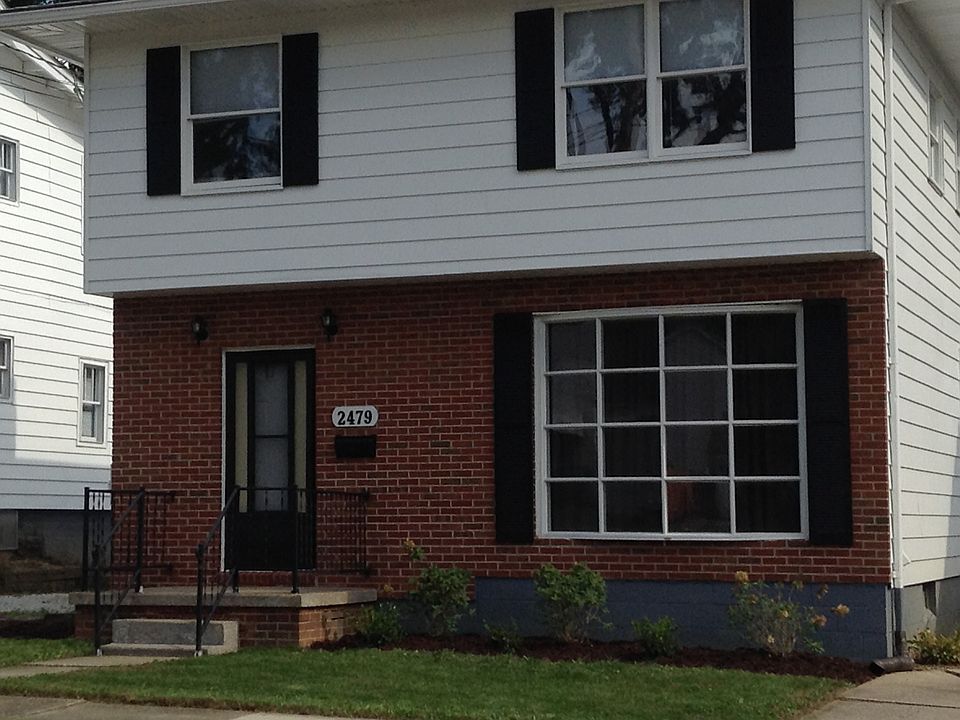 1st image of 2479 12th St